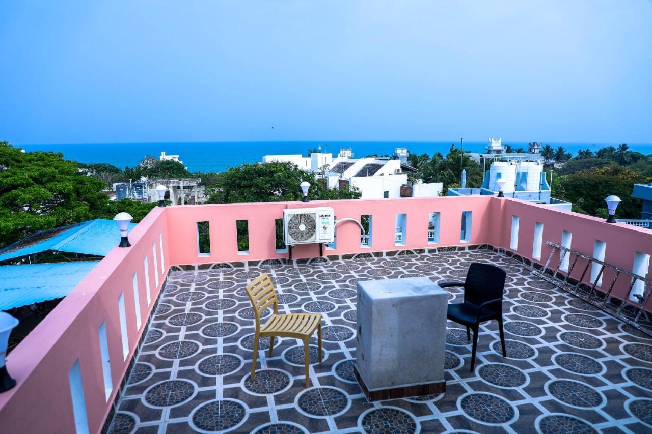French Villa بونديتْشيري المظهر الخارجي الصورة