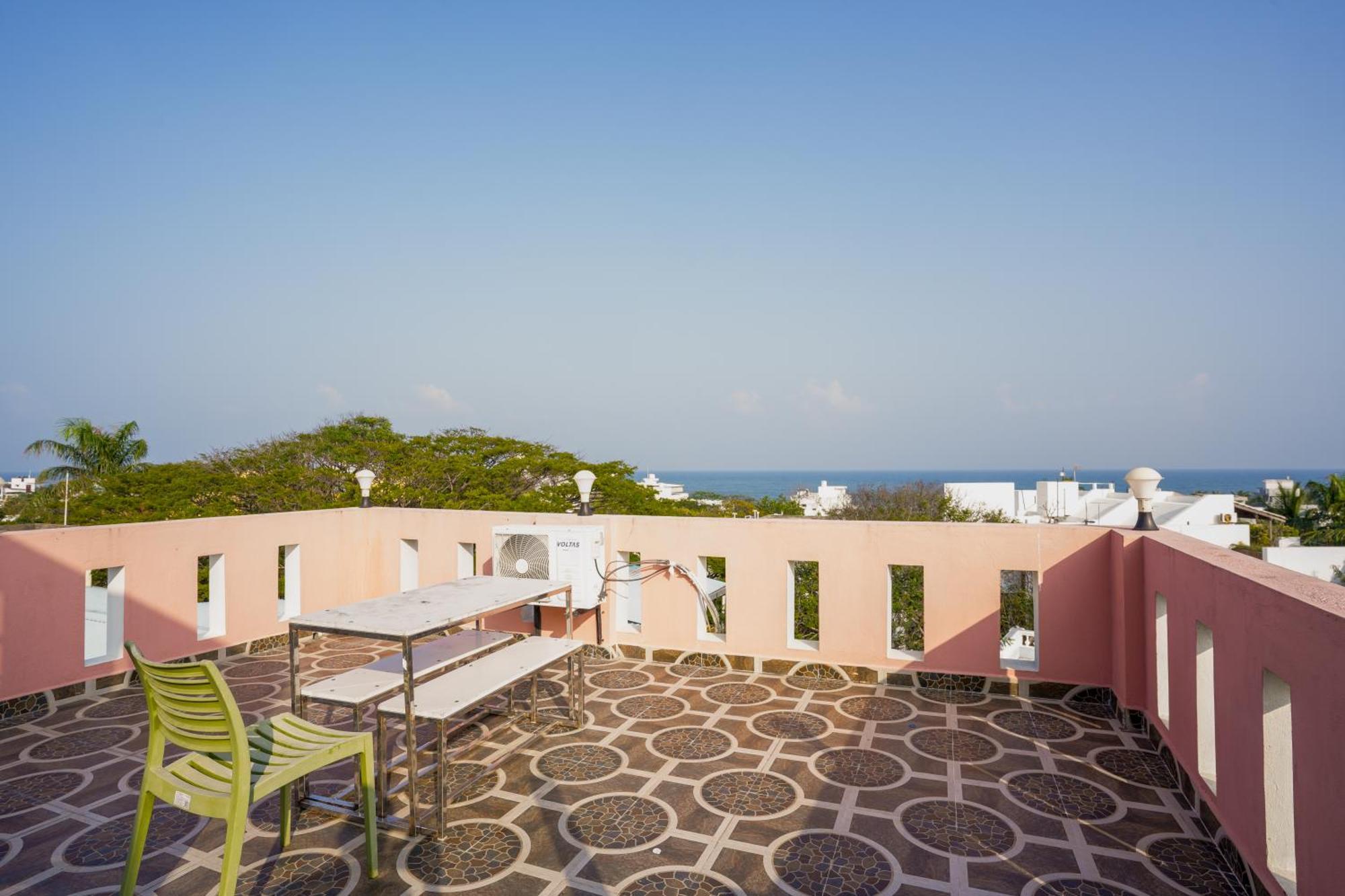 French Villa بونديتْشيري المظهر الخارجي الصورة