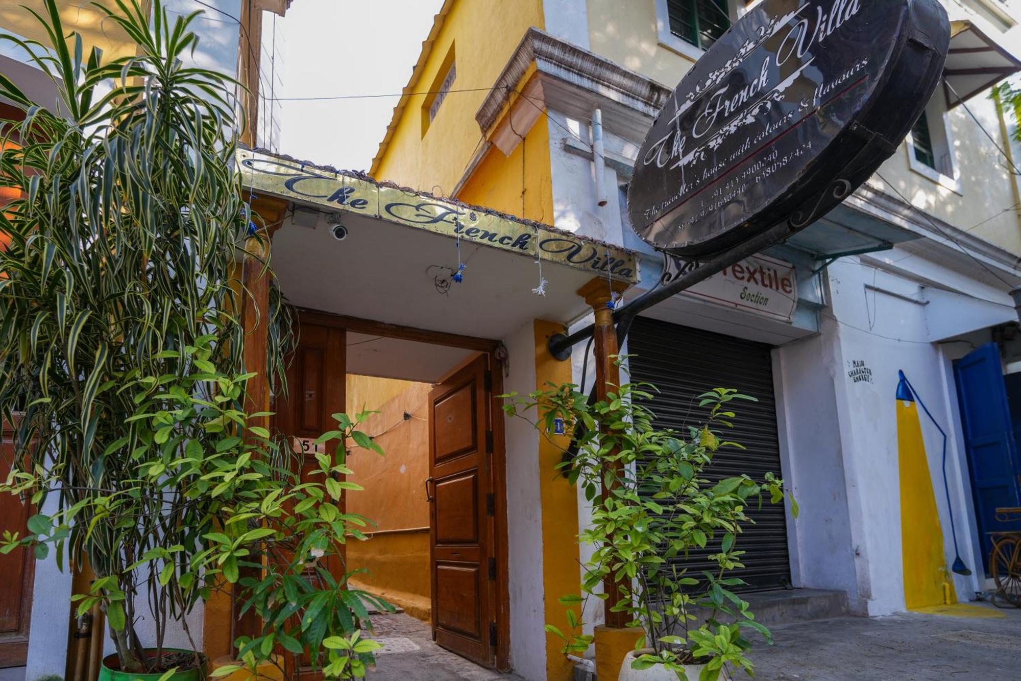 French Villa بونديتْشيري المظهر الخارجي الصورة