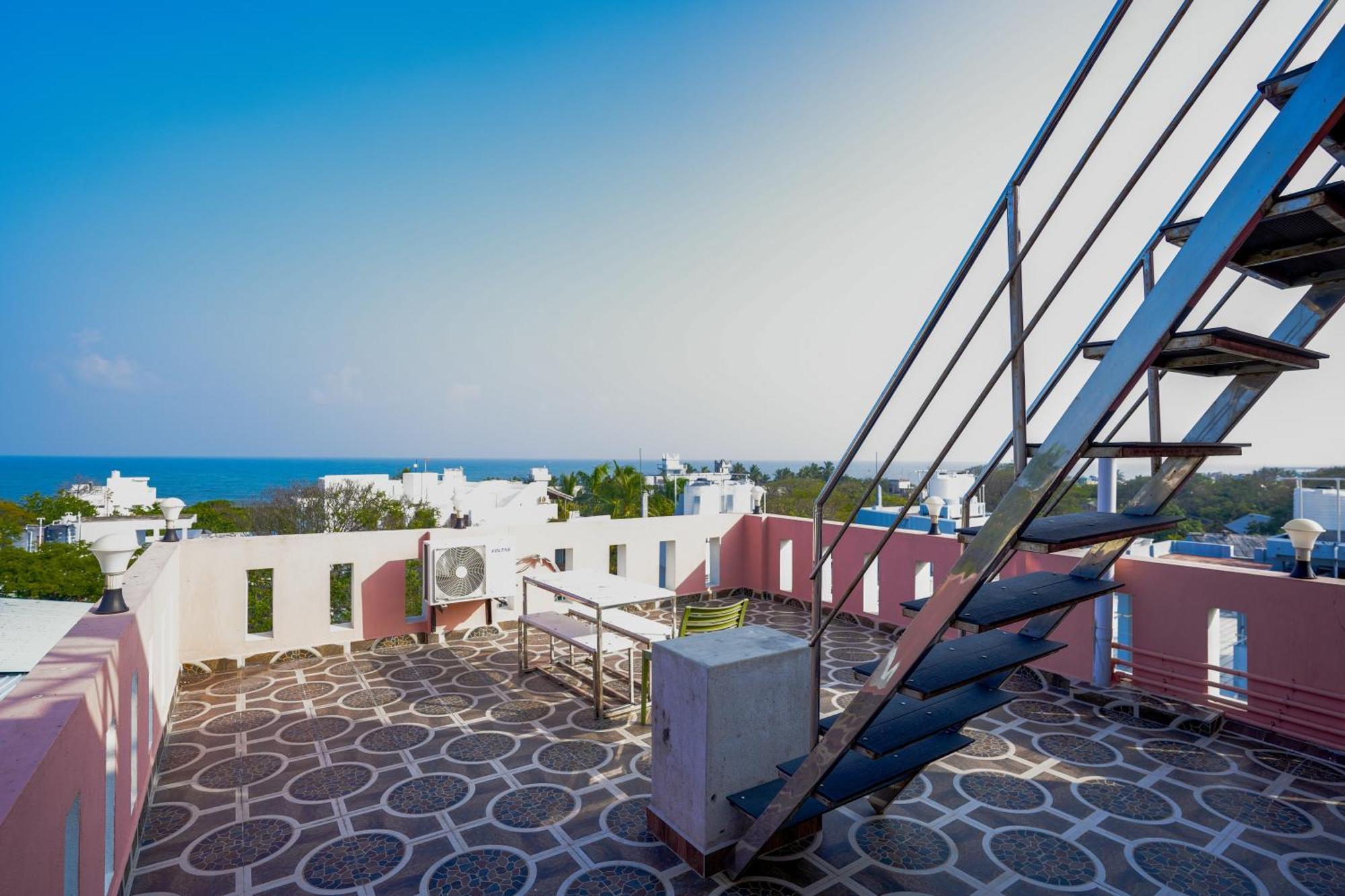 French Villa بونديتْشيري المظهر الخارجي الصورة